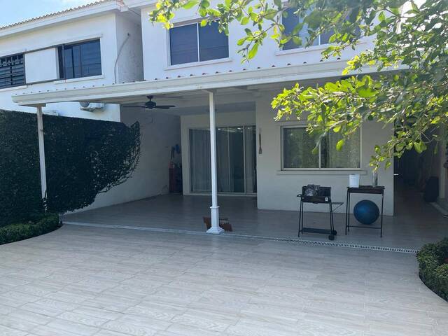 Casa para Venta en Guayaquil - 4