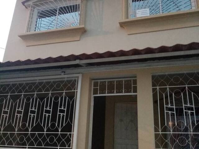 #290 - Casa para Venta en Guayaquil - G - 1