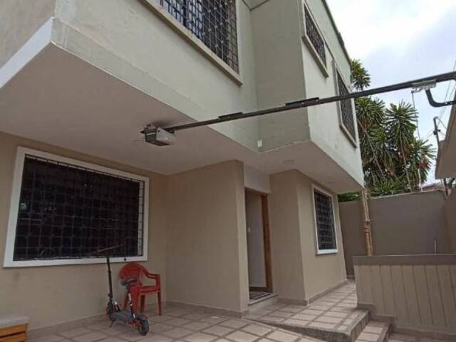 Casa para Venta en Guayaquil - 1