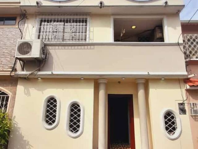 #422 - Casa para Venta en Guayaquil - G - 1